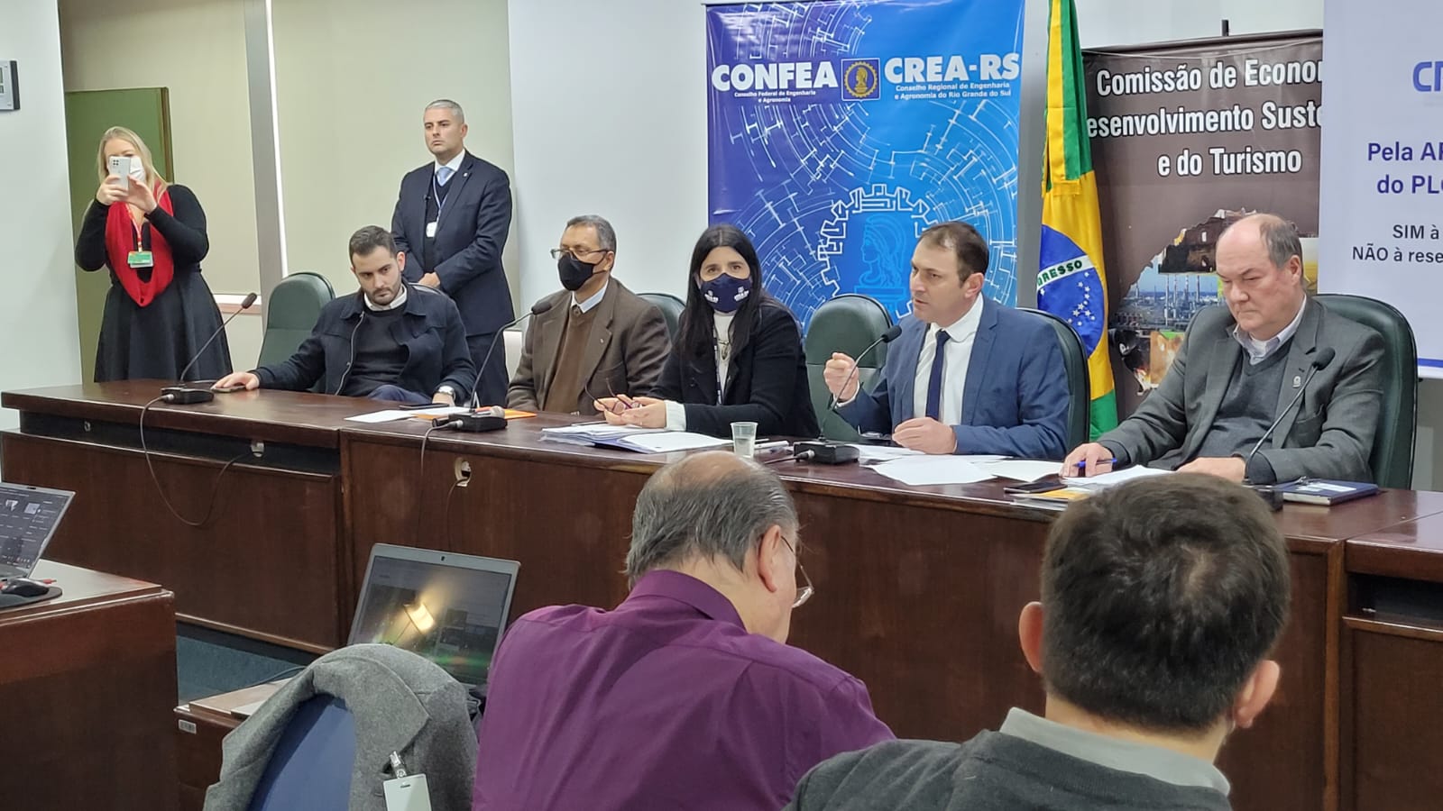 Audiência reúne representantes do CREA-RS, CAU-RS e técnicos